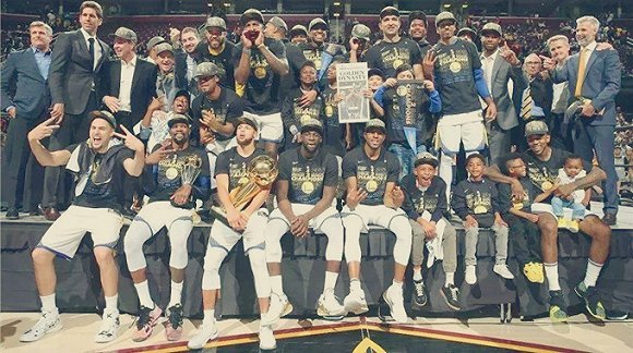 记者：河南已经向阿奇姆彭提供续约合同（记者透露，河南队已向阿奇姆彭递交续约合同）