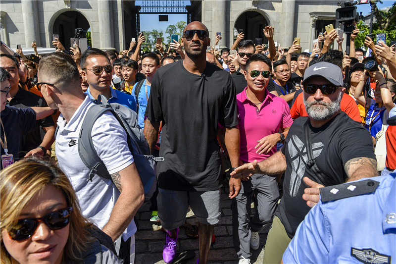 出战4场完成3场零封+两度扑点，迈尼昂当选米兰11月最佳球员（4战3零封两次扑点，迈尼昂荣膺米兰11月最佳）