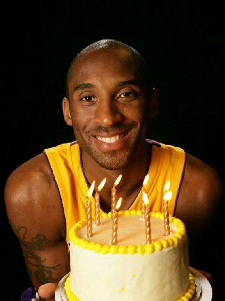 C罗英超103球领跑葡萄牙球员榜，B费66球居次（英超葡萄牙射手榜：C罗103球居首，B费66球位列第二）