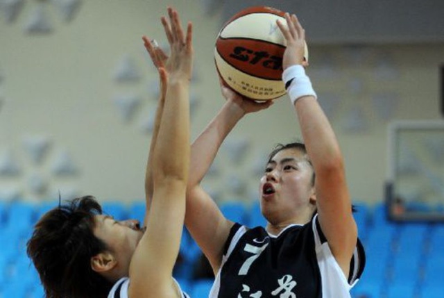 米体：索默犯了不少错，国米在寻找靠谱的一门（米体：索默频繁失误，国米正物色可靠主力门将）