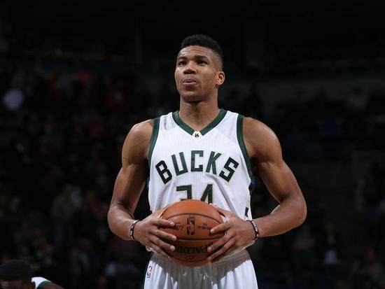 国米vs威尼斯：小图拉姆搭档皮奥；迪乌夫、苏契奇首发（国米战威尼斯：小图拉姆联手皮奥，迪乌夫与苏契奇先发）