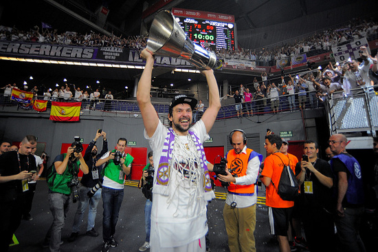 法比奥：带着必胜信念来到这里，河南很难踢但我们很出色（法比奥：我们怀着必胜信念而来，河南虽难缠但我们表现出色）