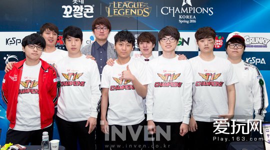 追逐赛场上 追逐赛场上